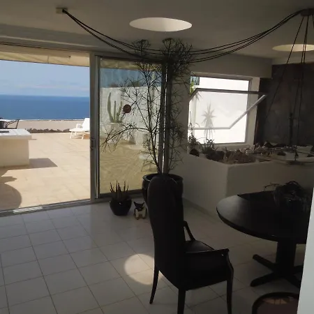 Casa Del Mar With Large Sun Terrace Facing The Sea, Luxury Apartment *