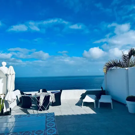Casa Del Mar With Large Sun Terrace Facing The Sea, Luxury